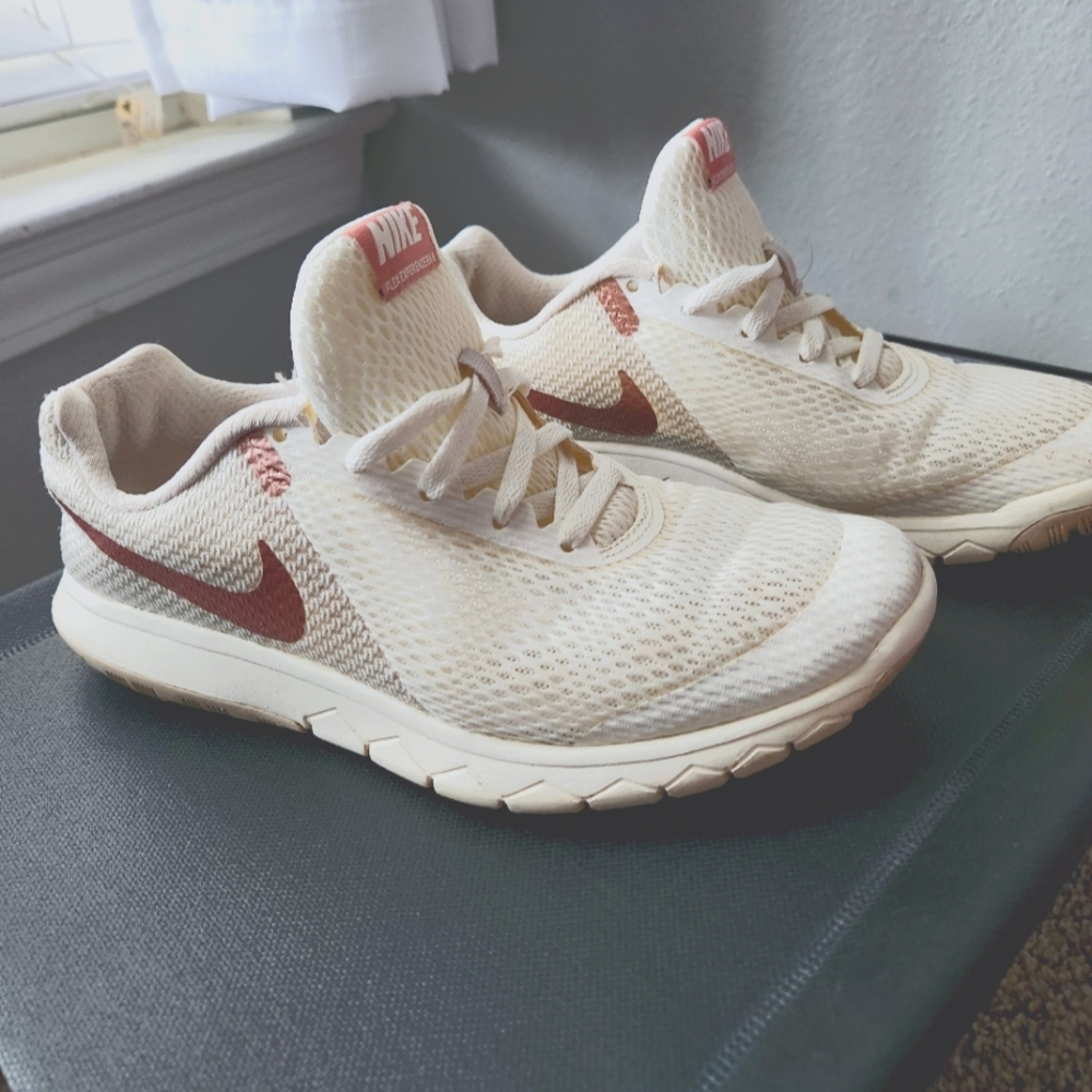 Nike women's sneakers